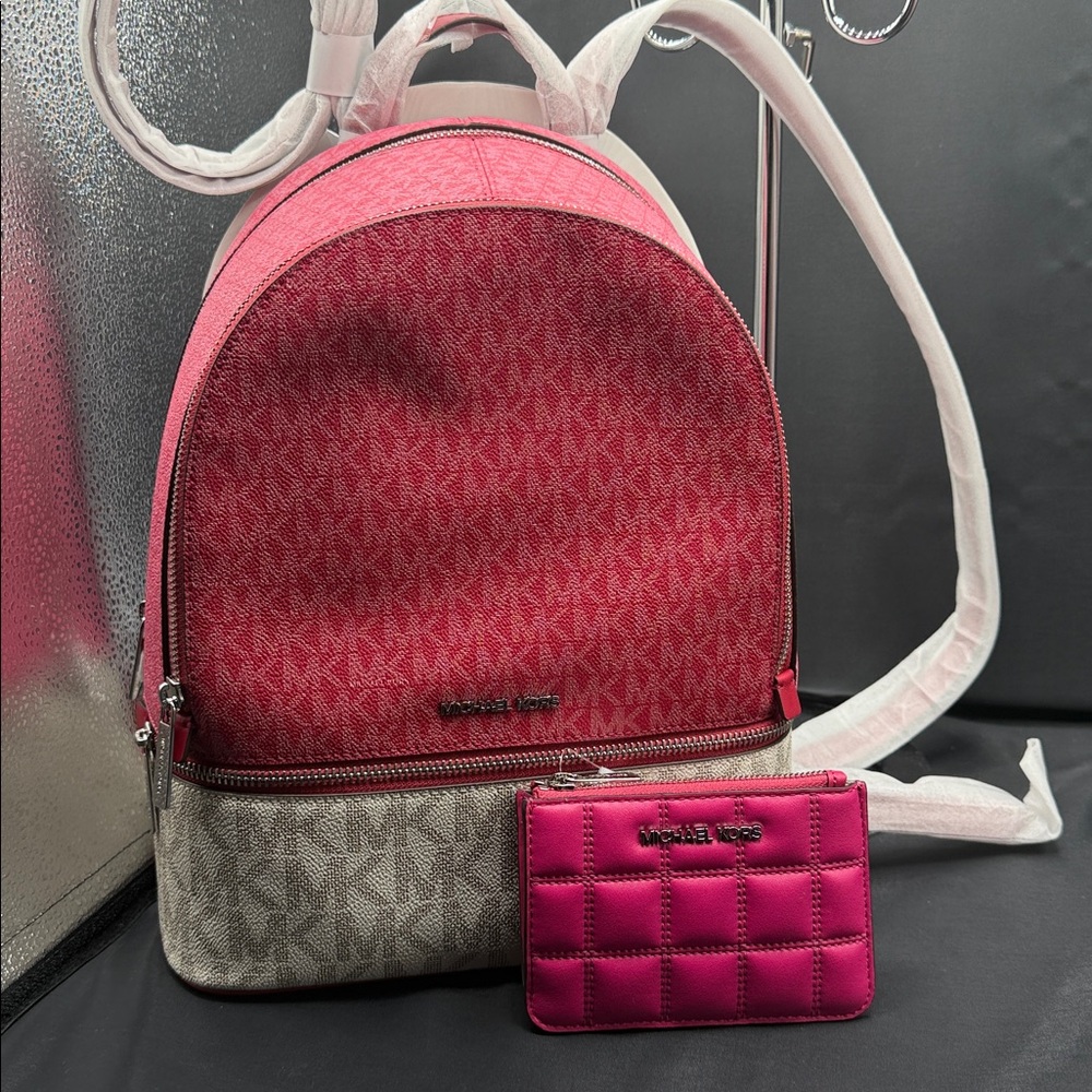 Michael Kors' new backpack&  Fuchsia Quilted card case